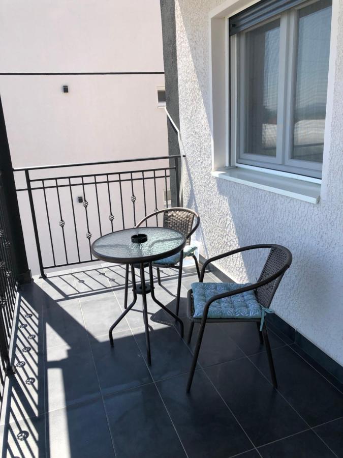Apartment Aura Belgrad Exterior foto