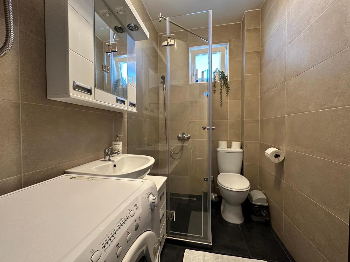 Apartment Aura Belgrad Exterior foto